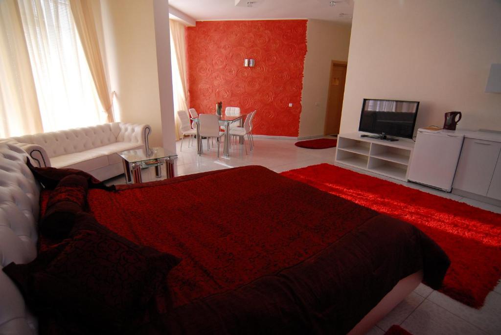 Coliseum Hotel Khmel'nyts'kyy Phòng bức ảnh