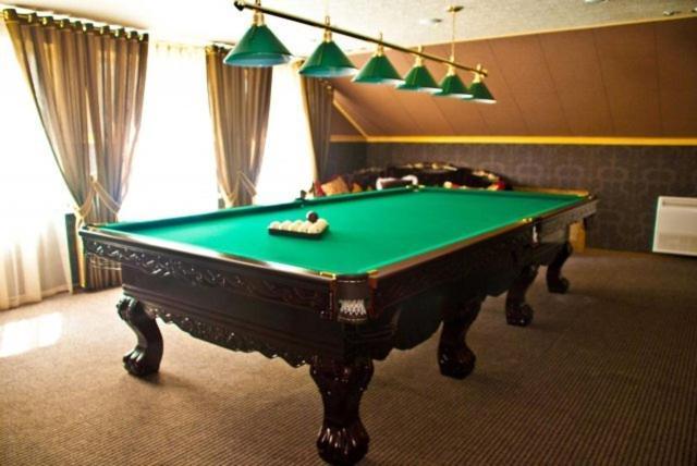 Coliseum Hotel Khmel'nyts'kyy Ngoại thất bức ảnh